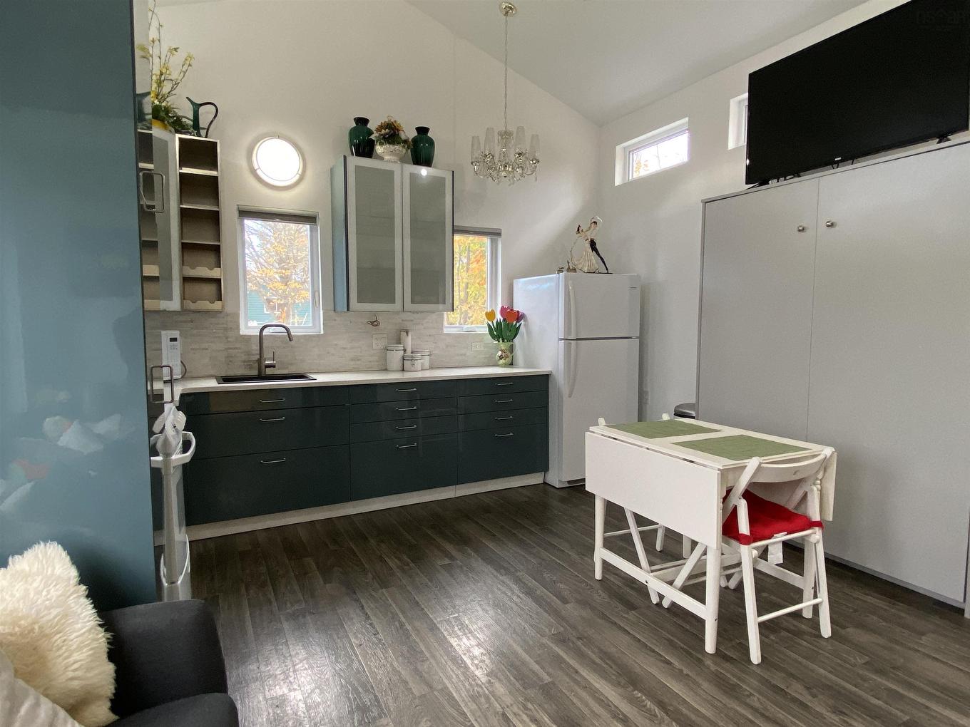 52 Wolfe Street, Liverpool, NS