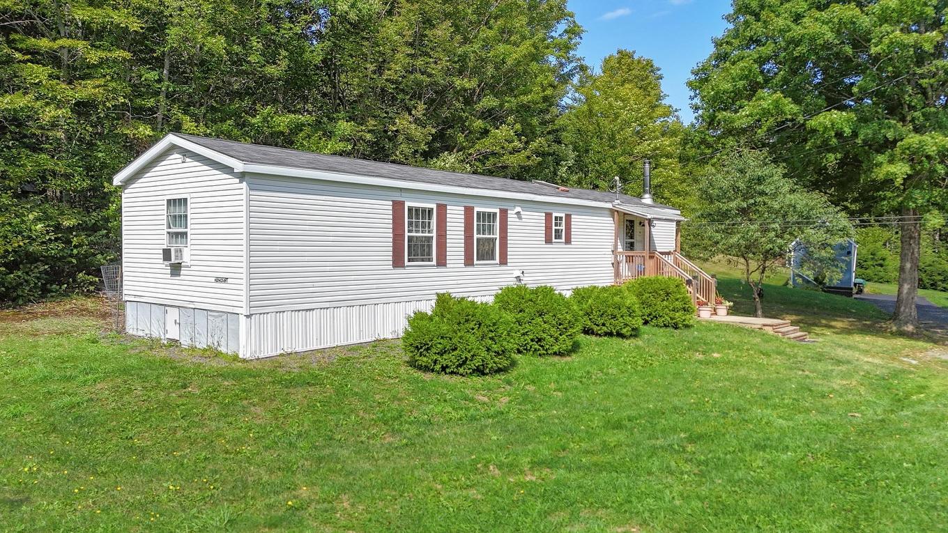 17600 & 17604 Highway 103, Italy Cross, NS