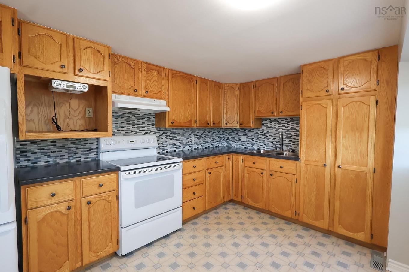 17600 & 17604 Highway 103, Italy Cross, NS