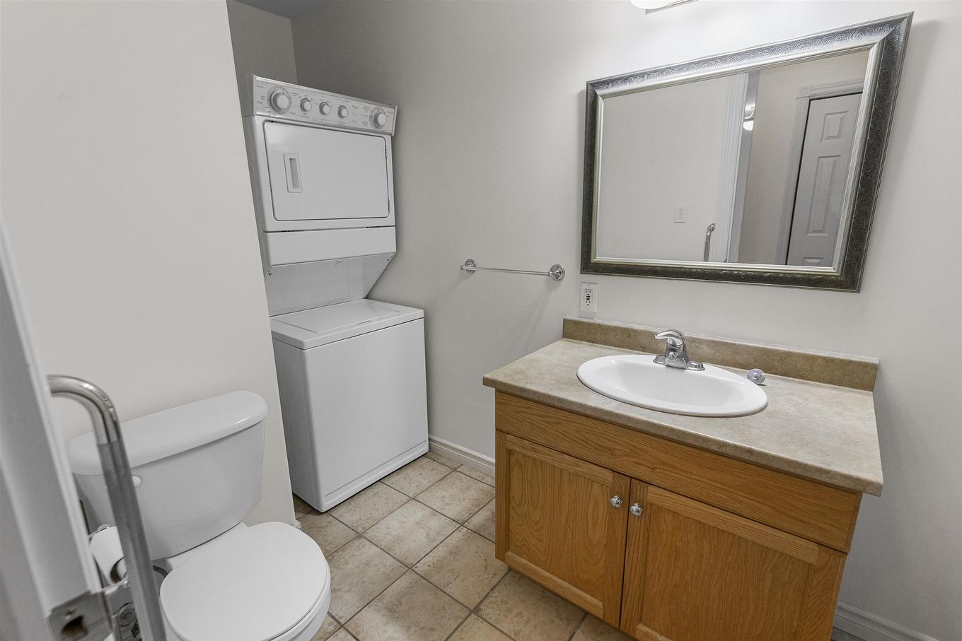 3 17 Heatherway Drive, Cornwall, PE