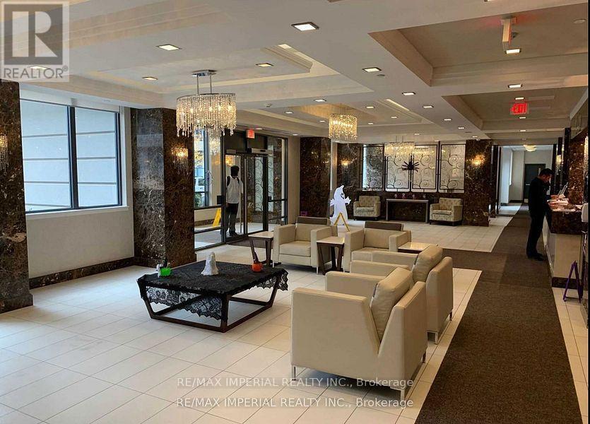 301 - 372 Highway 7 Road, Richmond Hill, ON - Indoor Photo Showing Other Room