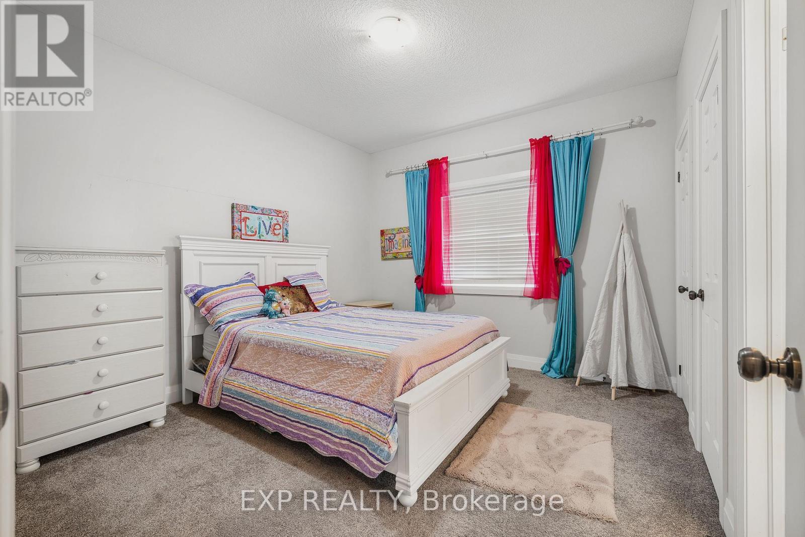 346 Moorlands Crescent, Kitchener, ON - Indoor Photo Showing Bedroom