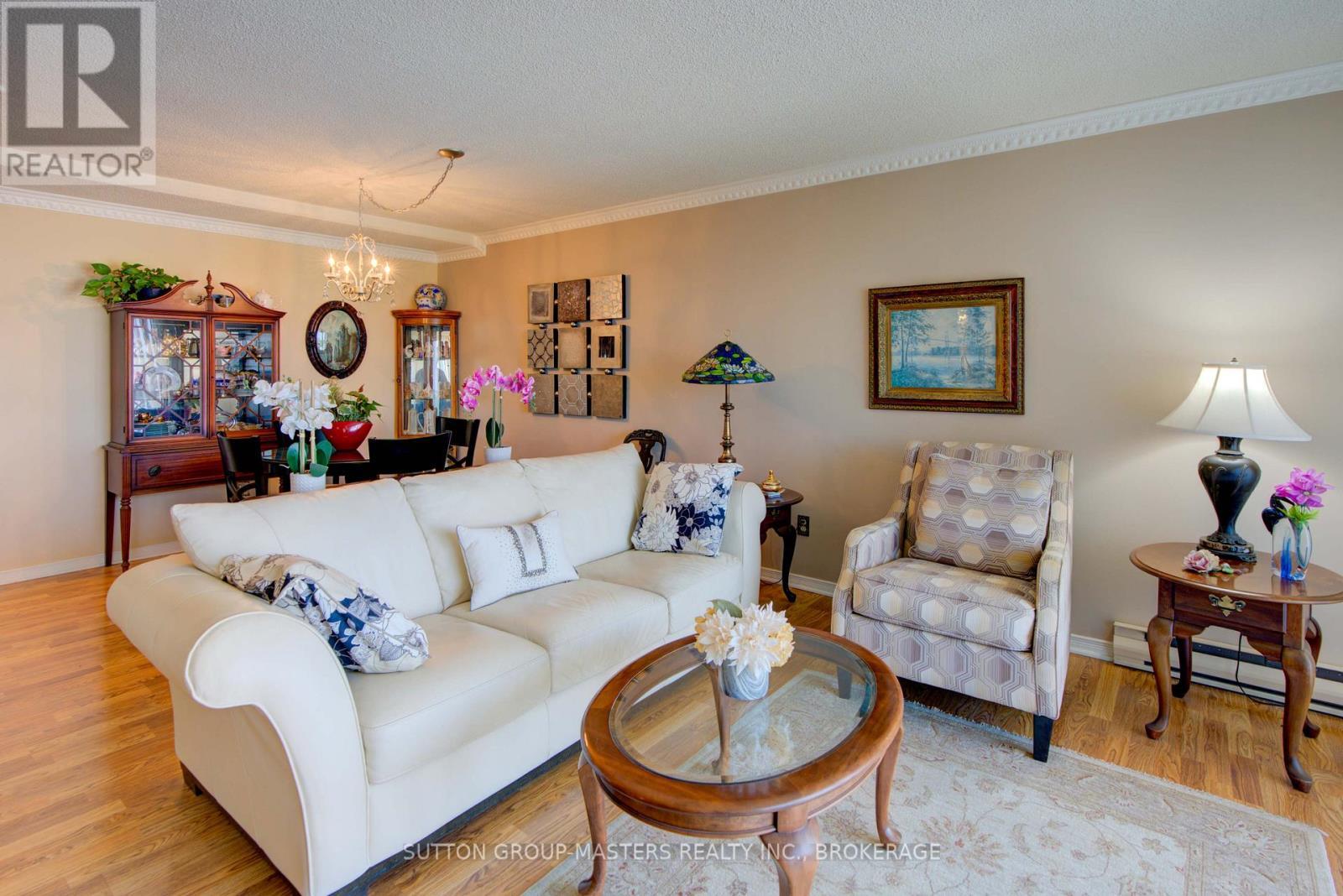 1004 - 257 Bath Road, Kingston (West Of Sir John A. Blvd), ON - Indoor Photo Showing Living Room