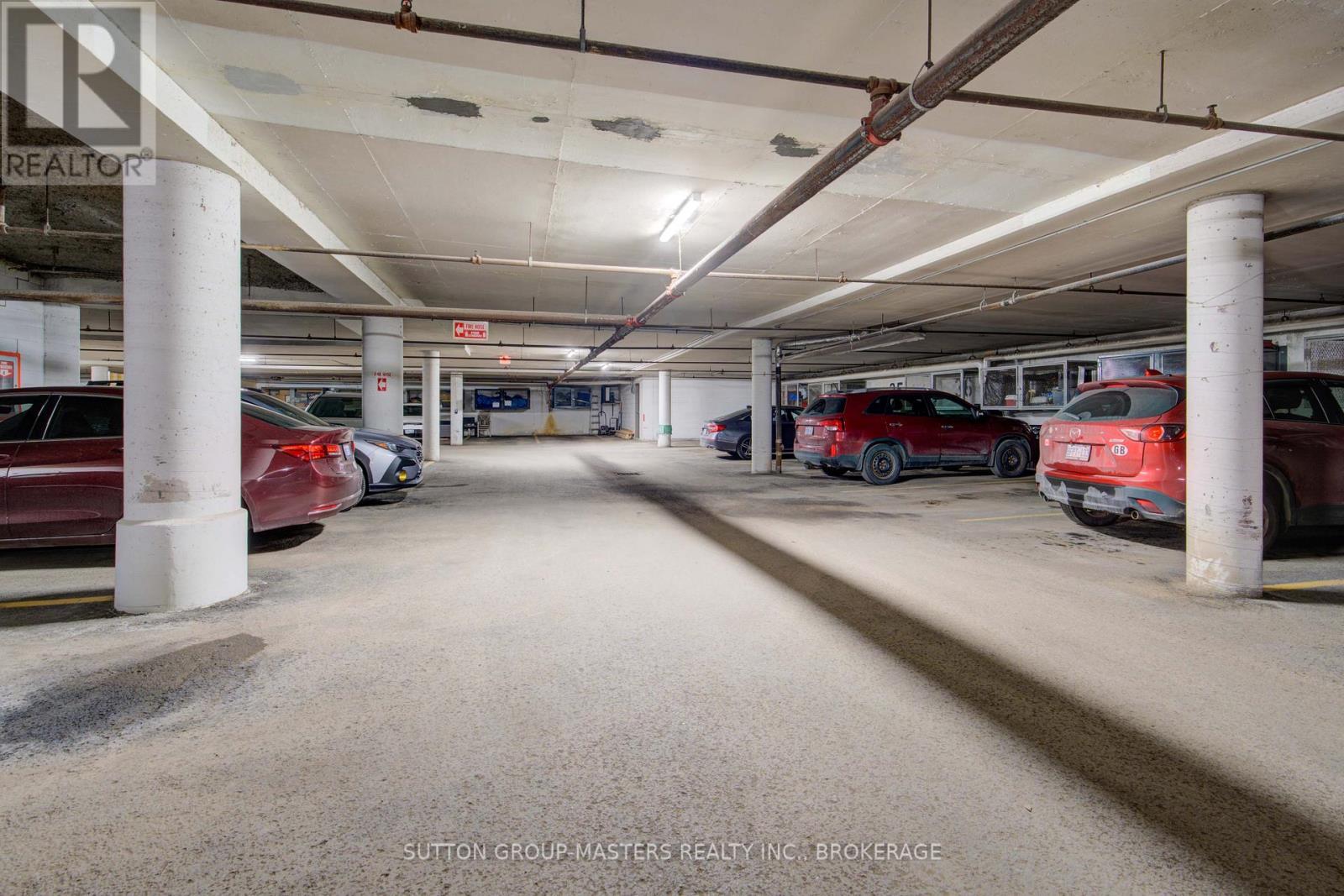 1004 - 257 Bath Road, Kingston (West Of Sir John A. Blvd), ON - Indoor Photo Showing Garage