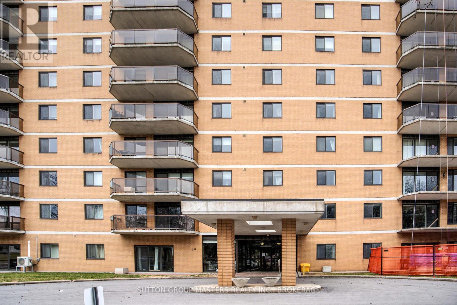 1004 - 257 Bath Road, Kingston (West Of Sir John A. Blvd), ON - Outdoor With Facade