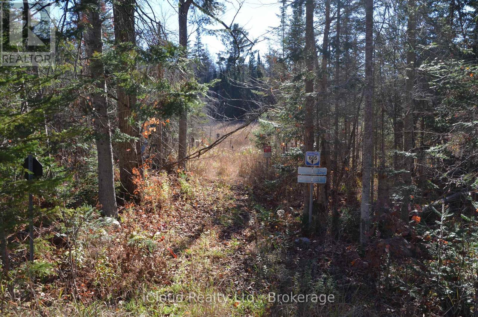 3 And 2 Parker Bay Road, Whitestone, ON