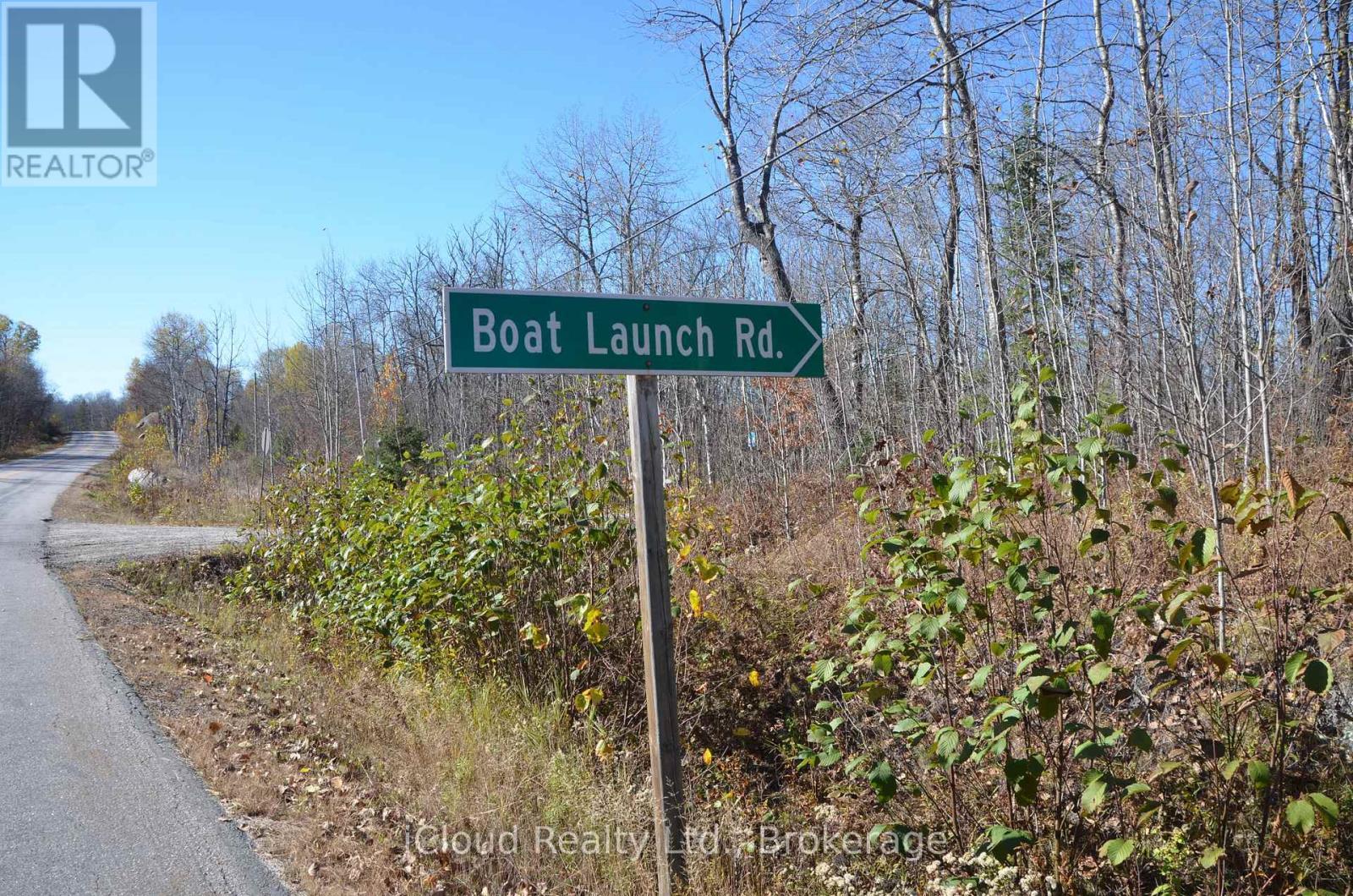 3 And 2 Parker Bay Road, Whitestone, ON