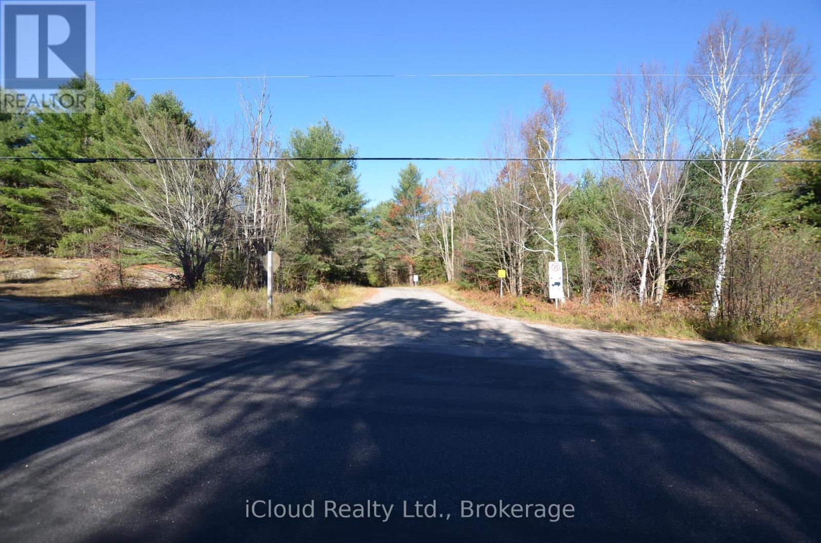 3 And 2 Parker Bay Road, Whitestone, ON