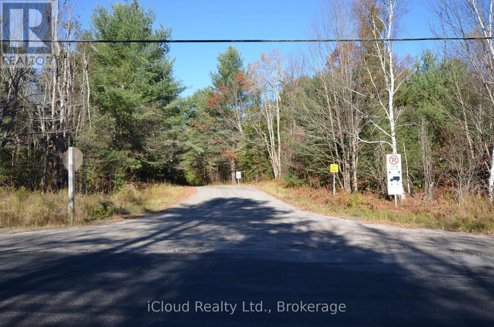 3 And 2 Parker Bay Road, Whitestone, ON