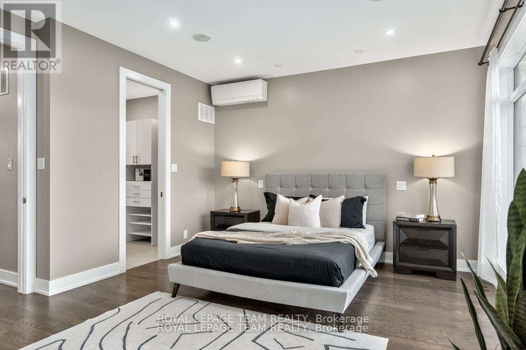 16 First Avenue, Ottawa, ON - Indoor Photo Showing Bedroom