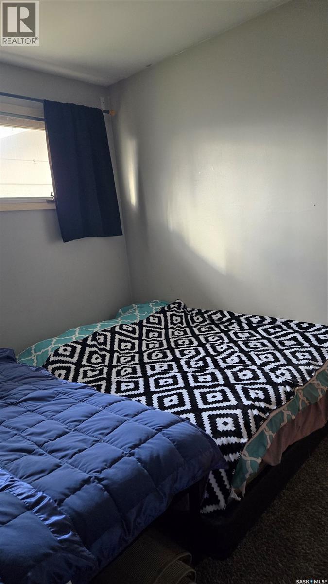 112 4Th Street E, Carnduff, SK - Indoor Photo Showing Bedroom