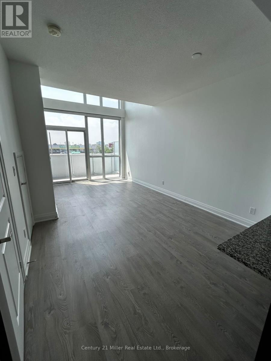 16 - 55 Speers Road, Oakville (Co Central), ON - Indoor Photo Showing Other Room