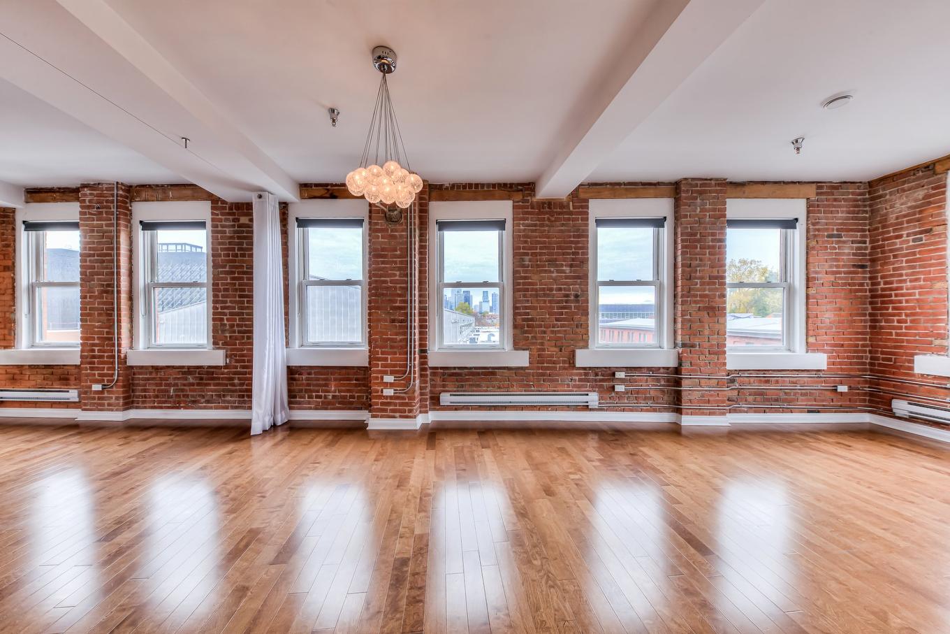 Living room - 309-3601 Rue St-Jacques, Montréal (Le Sud-Ouest), QC - Indoor Photo Showing Other Room