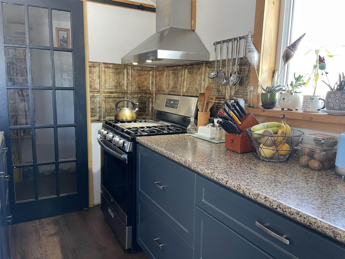 3968 Hwy 11/17, Thunder Bay, ON - Indoor Photo Showing Kitchen