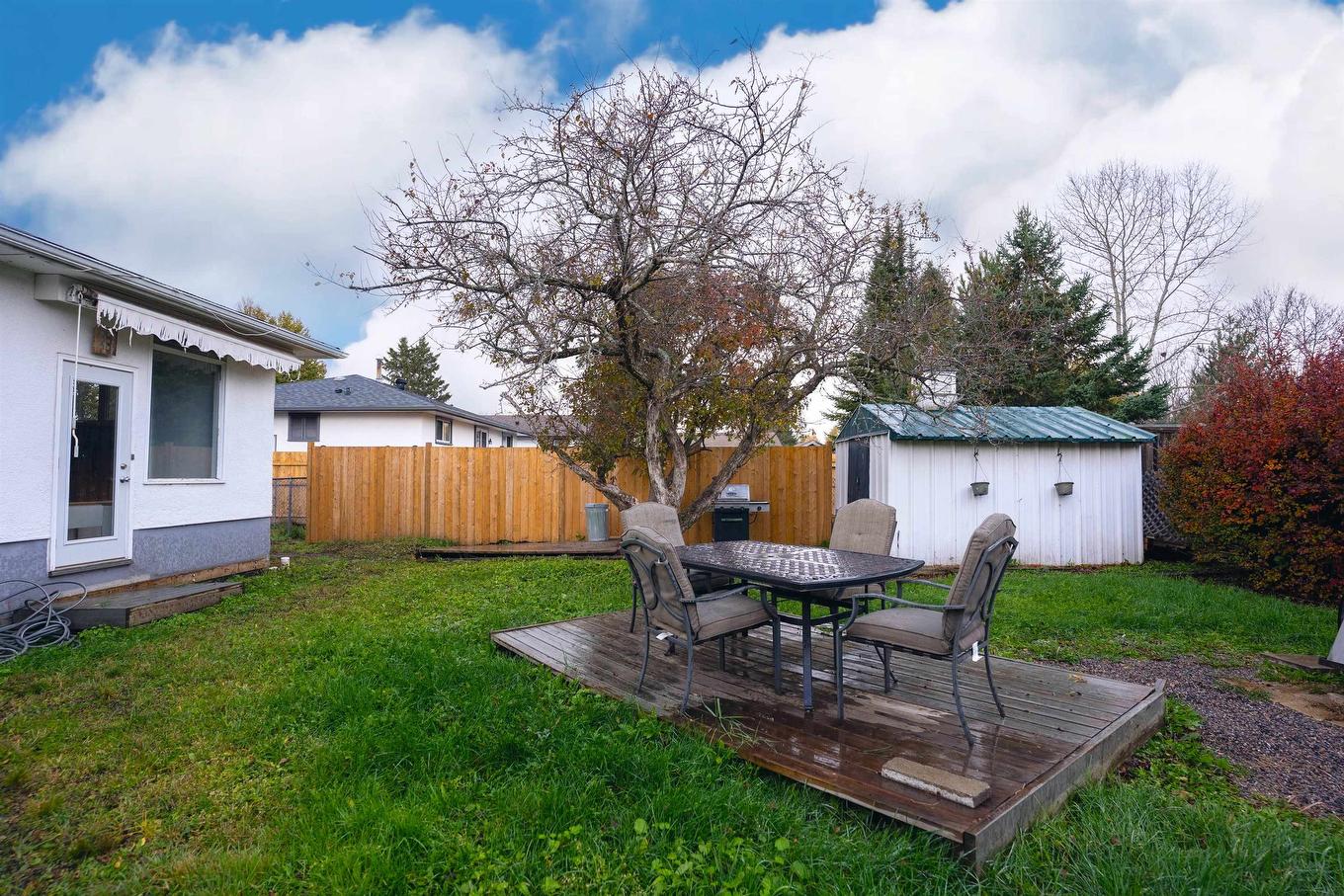 545 Cambrian Crescent, Thunder Bay, ON - Outdoor