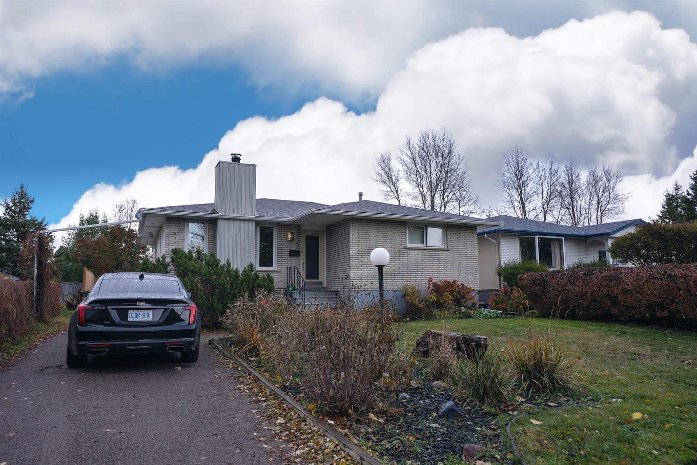 545 Cambrian Crescent, Thunder Bay, ON - Outdoor