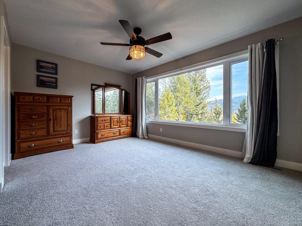 9905 Osprey Landing Drive, Wardner, BC - Indoor Photo Showing Other Room