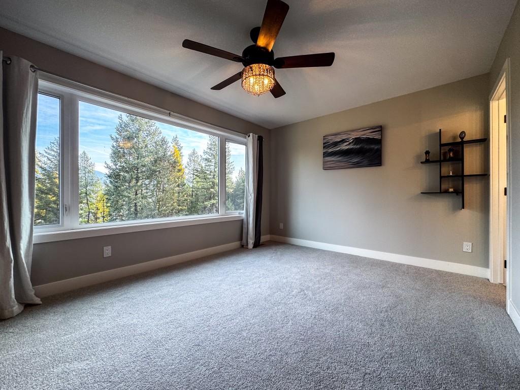 9905 Osprey Landing Drive, Wardner, BC - Indoor Photo Showing Other Room
