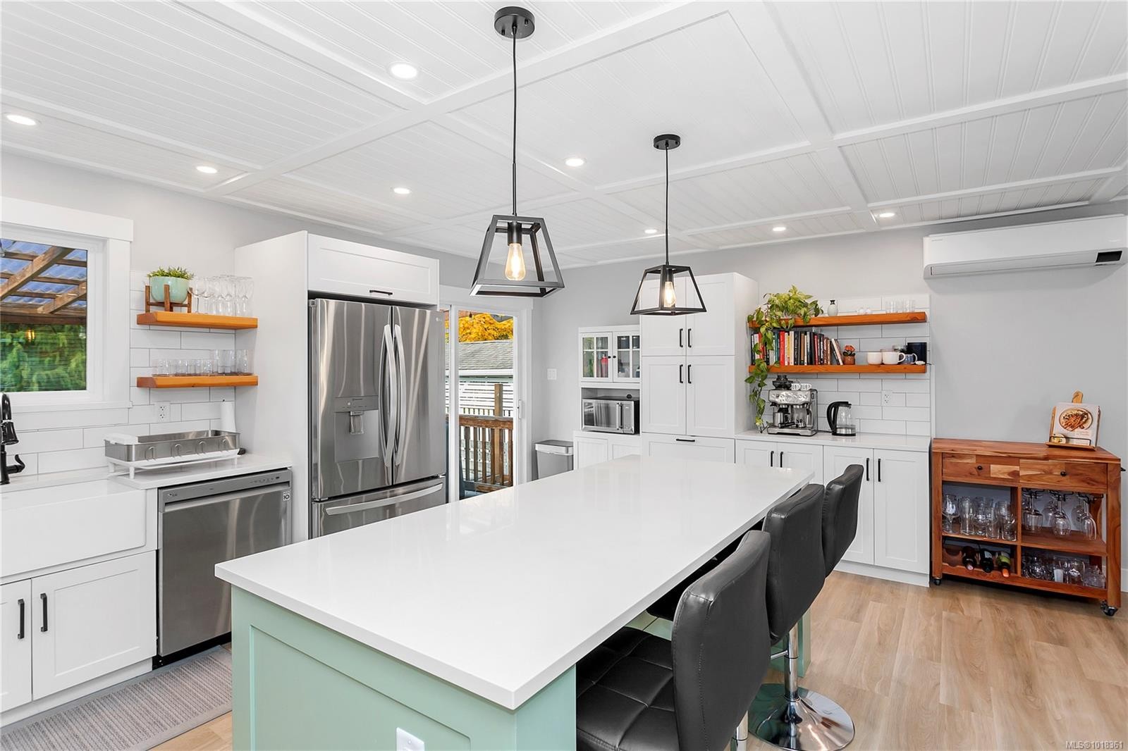 2055 Forest Dr, Nanaimo, BC