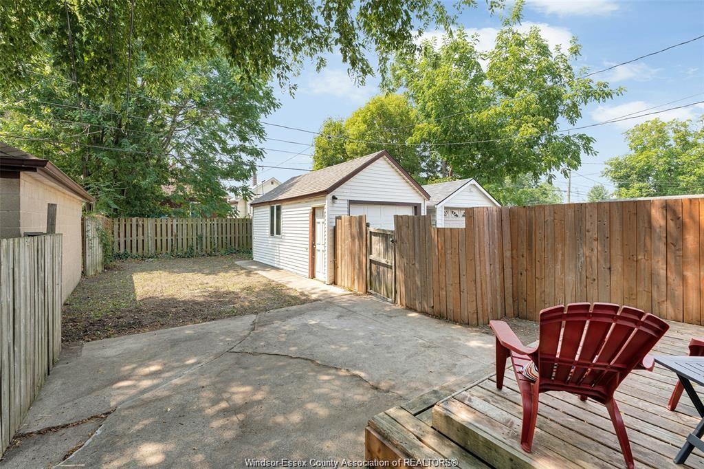 1779 Cadillac, Windsor, ON