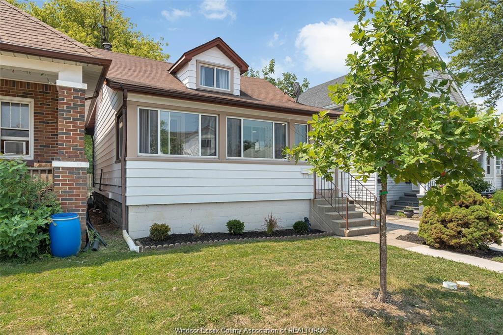 1779 Cadillac, Windsor, ON