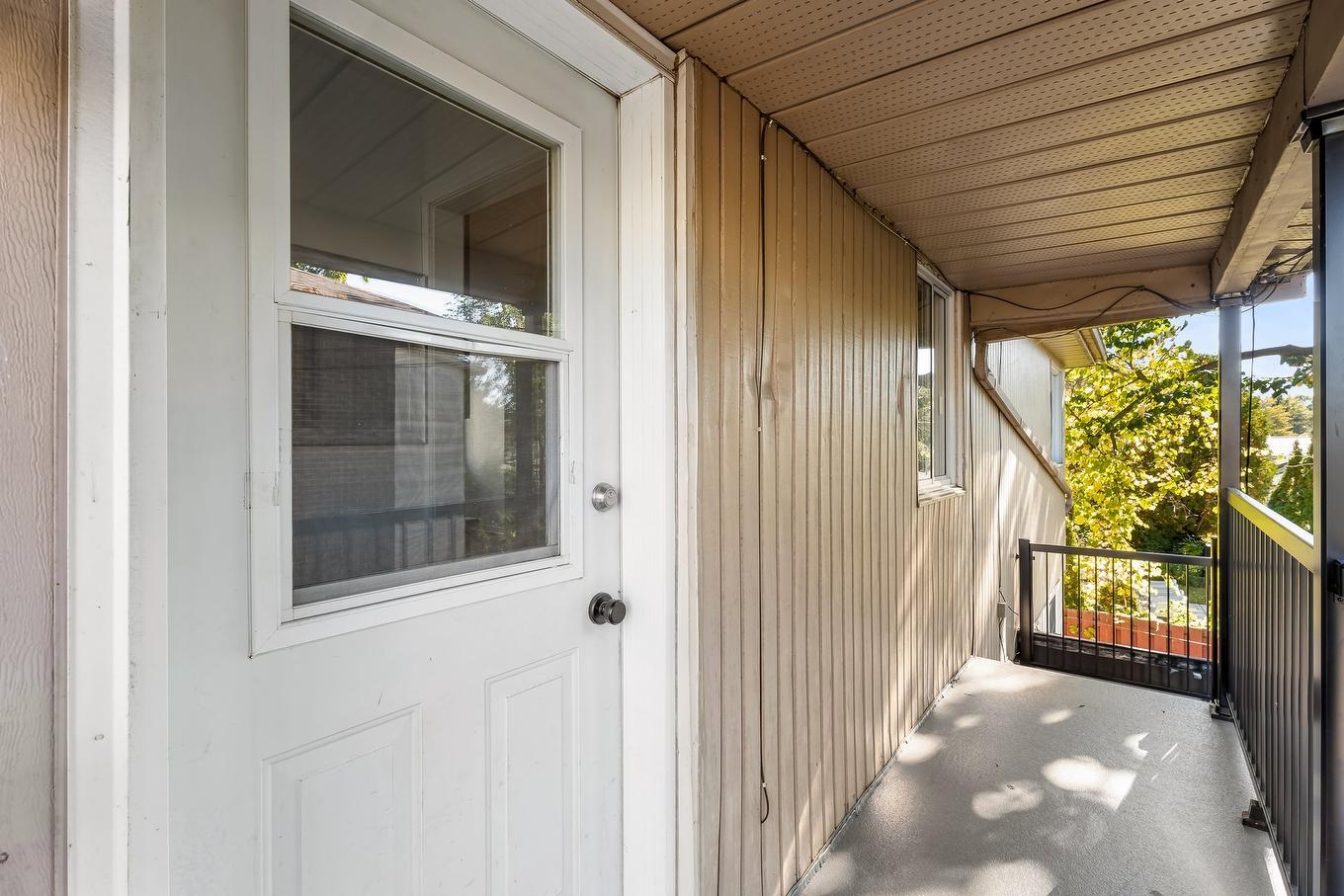 Entrée extérieure - 711 - 711B Rue Labelle, Saint-Jérôme, QC - Outdoor With Exterior