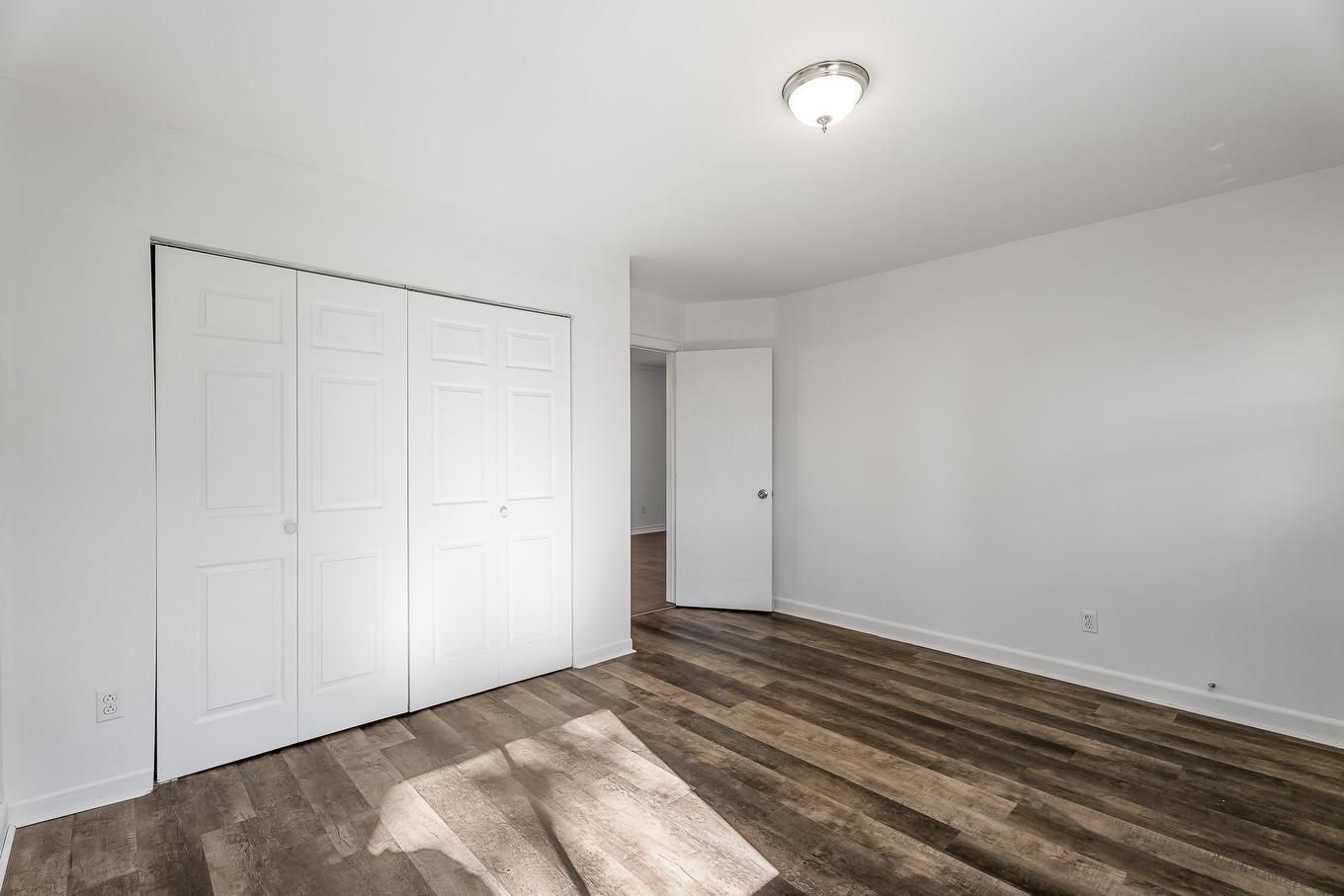 Chambre à coucher - 711 - 711B Rue Labelle, Saint-Jérôme, QC - Indoor Photo Showing Other Room