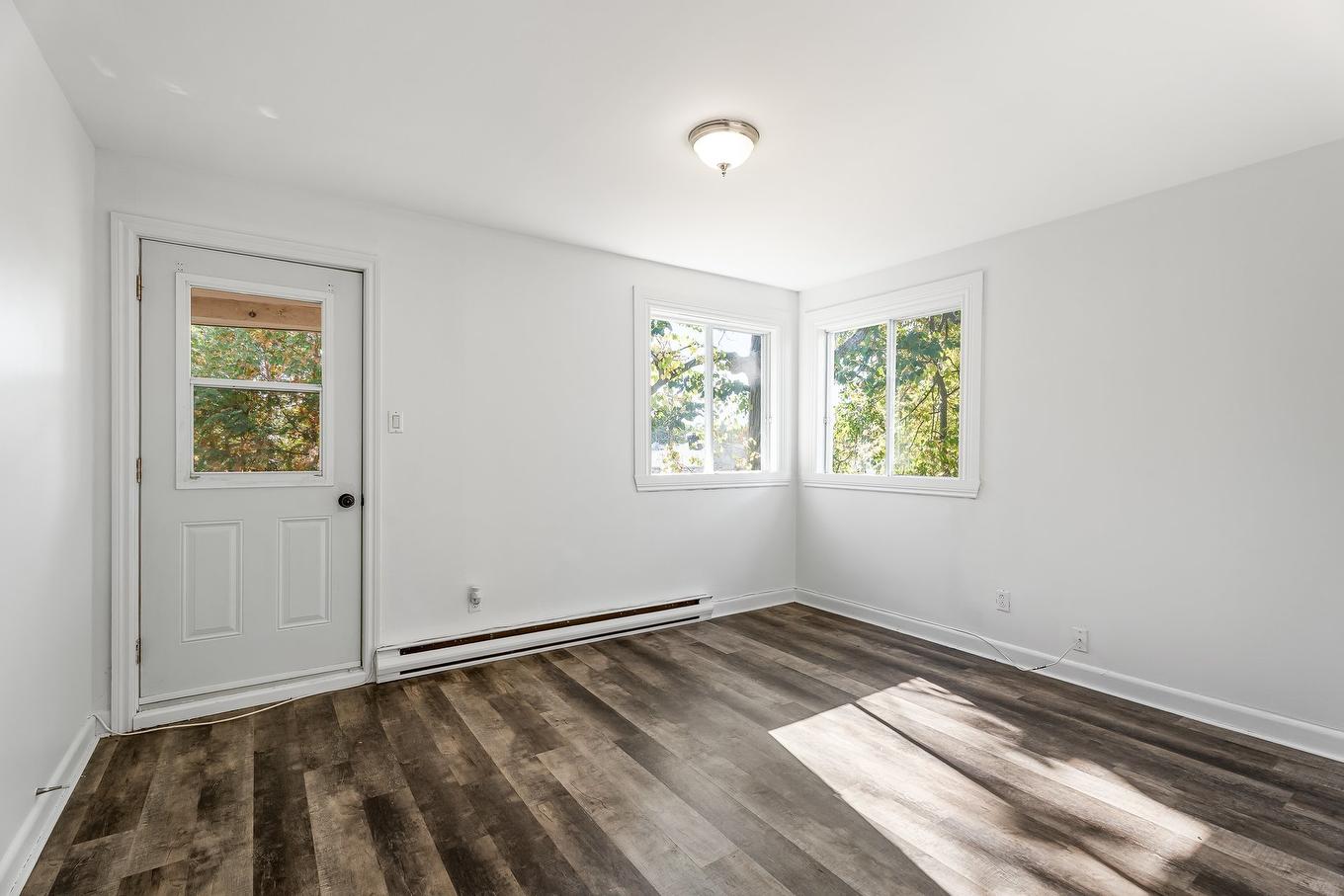 Hall d'entrée/Vestibule - 711 - 711B Rue Labelle, Saint-Jérôme, QC - Indoor Photo Showing Other Room