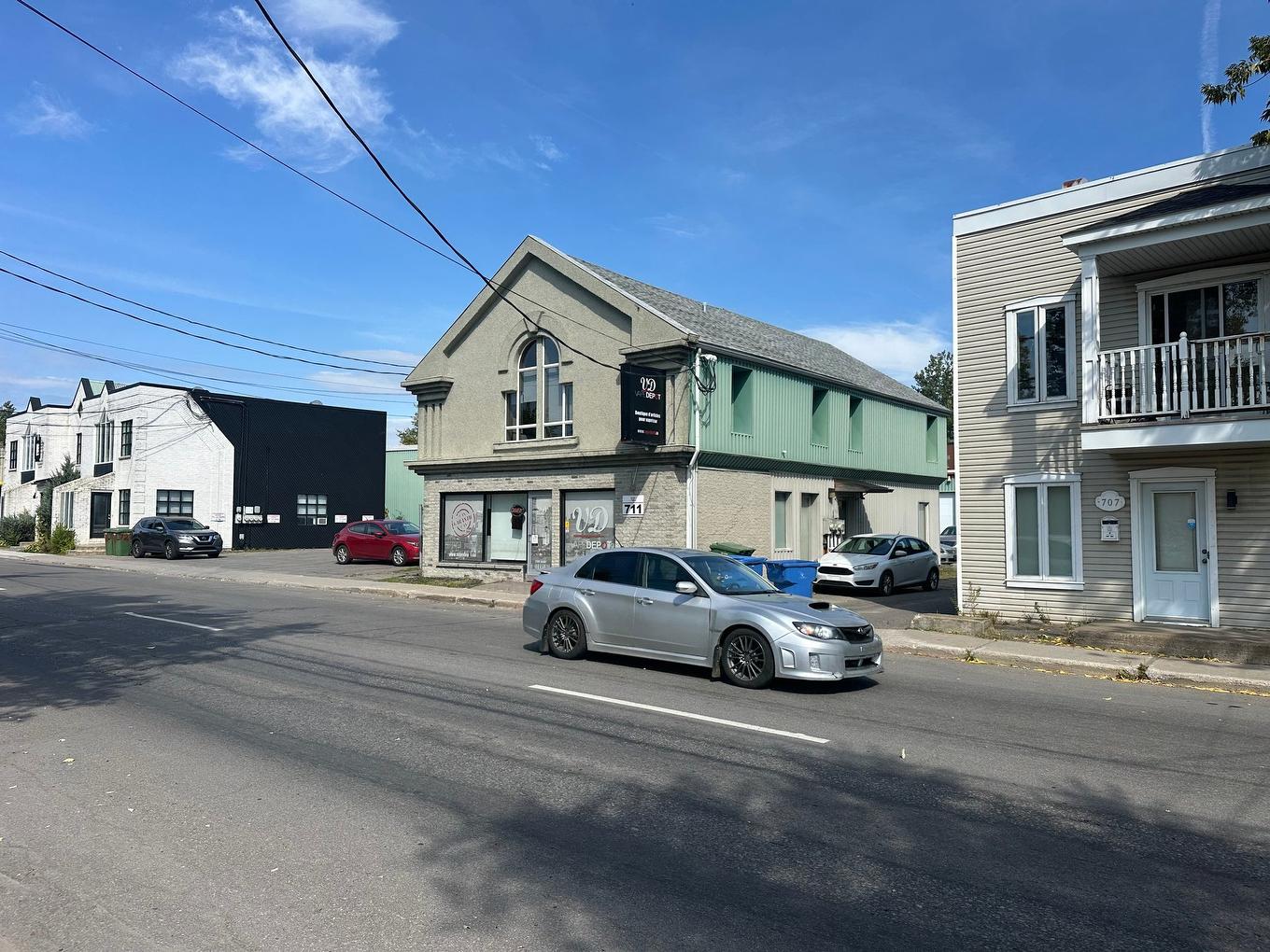 Façade - 711 - 711B Rue Labelle, Saint-Jérôme, QC - Outdoor