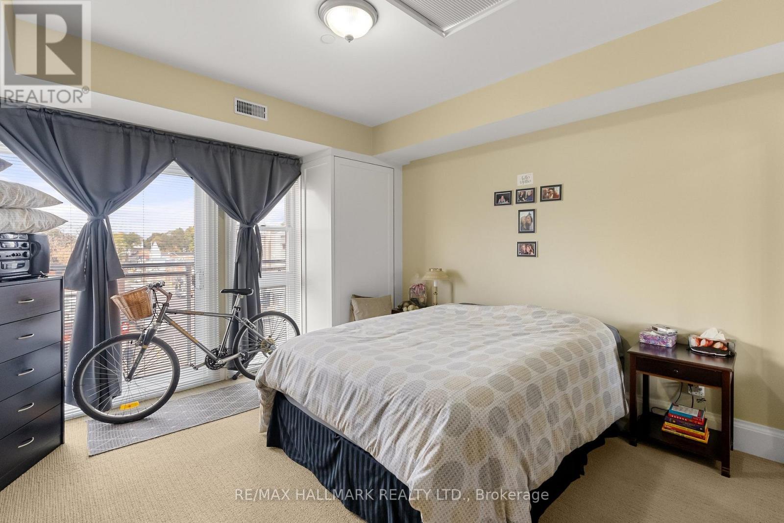 2151 Danforth Avenue, Toronto, ON