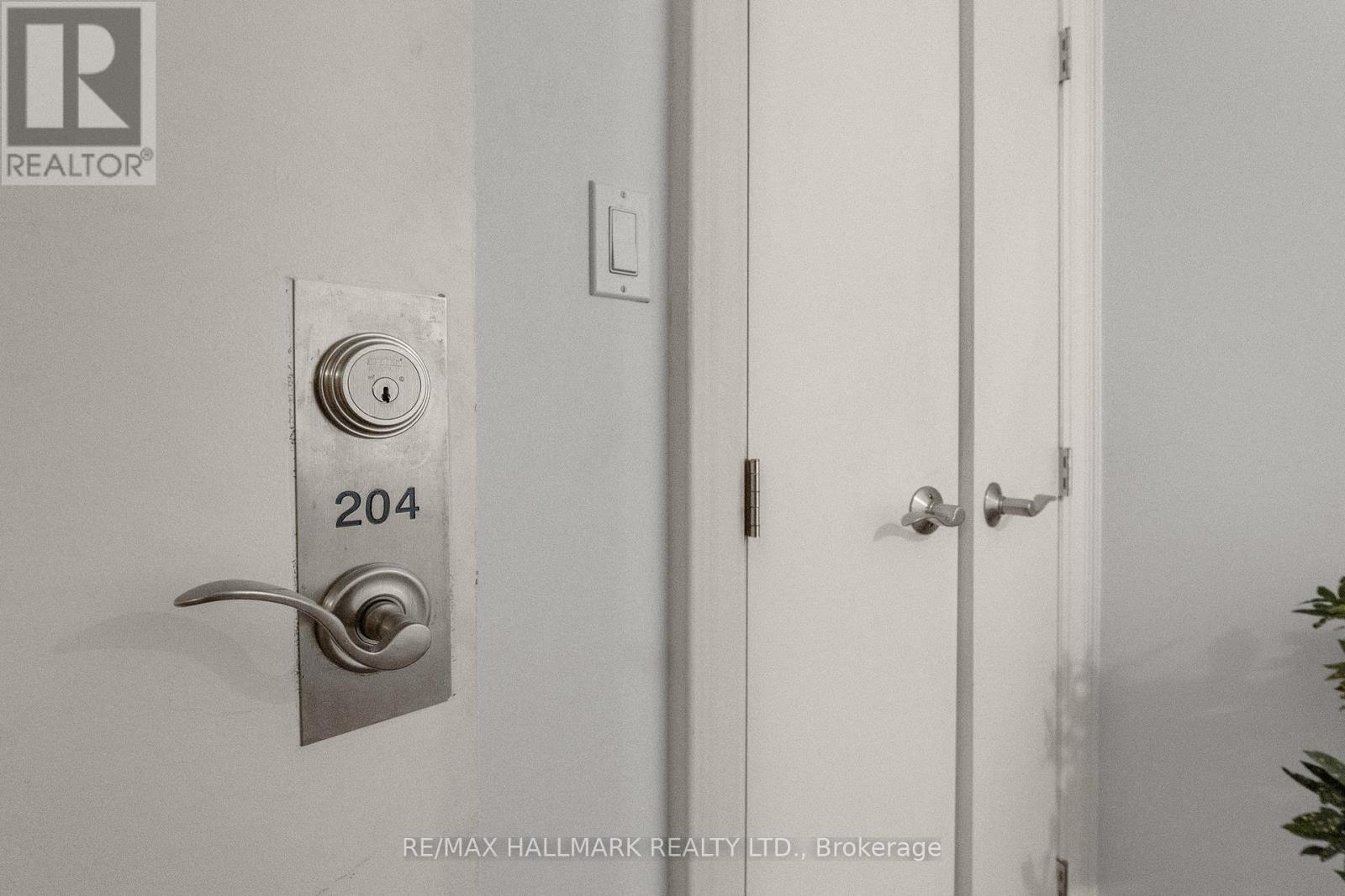 2151 Danforth Avenue, Toronto, ON