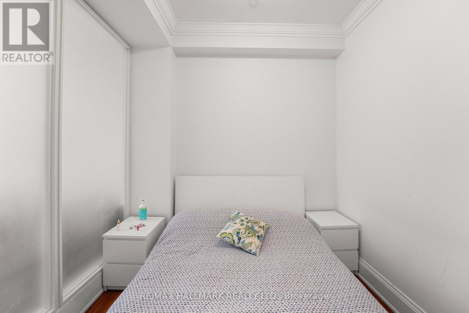 2151 Danforth Avenue, Toronto, ON