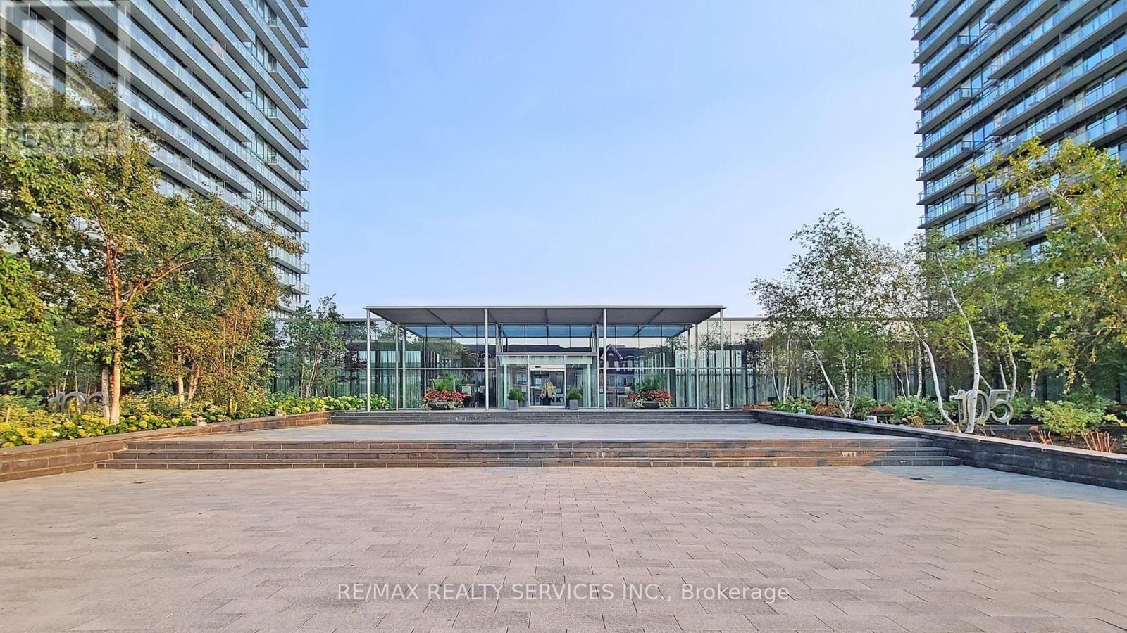 511 - 105 The Queensway Avenue, Toronto, ON - Outdoor