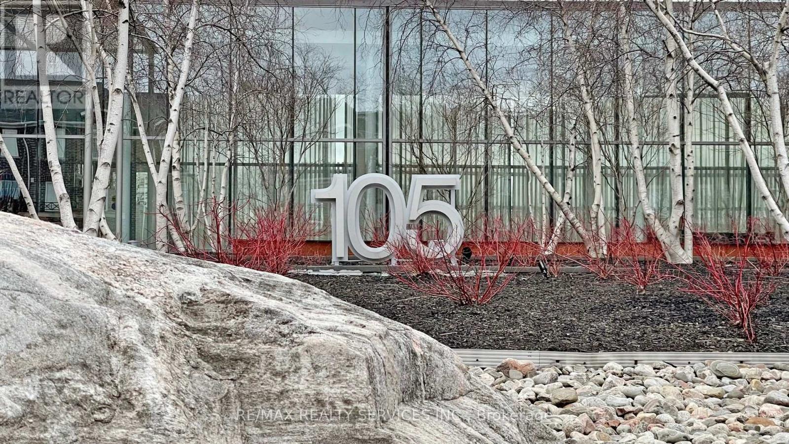 511 - 105 The Queensway Avenue, Toronto, ON - Outdoor