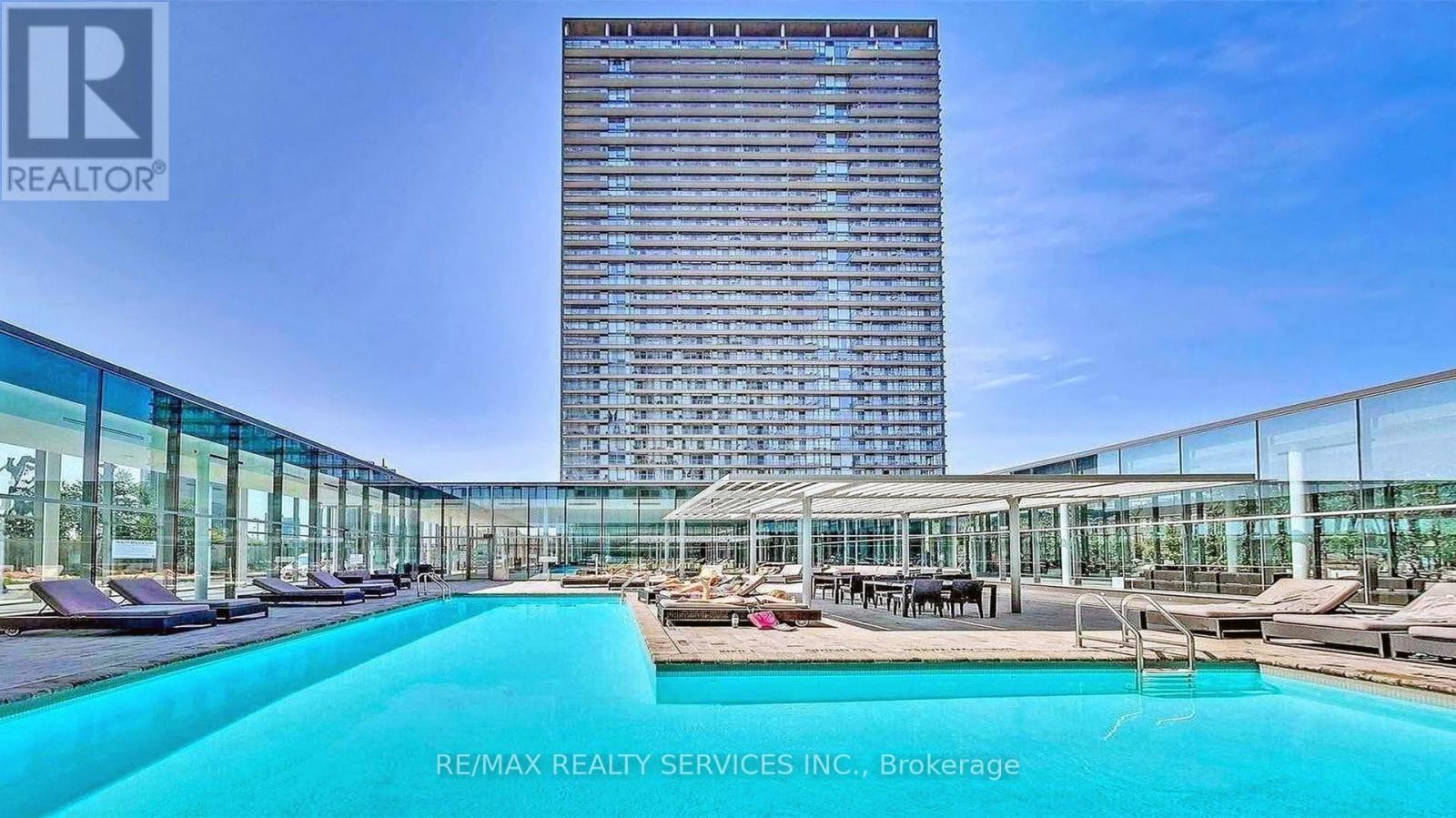 511 - 105 The Queensway Avenue, Toronto, ON - Outdoor With In Ground Pool