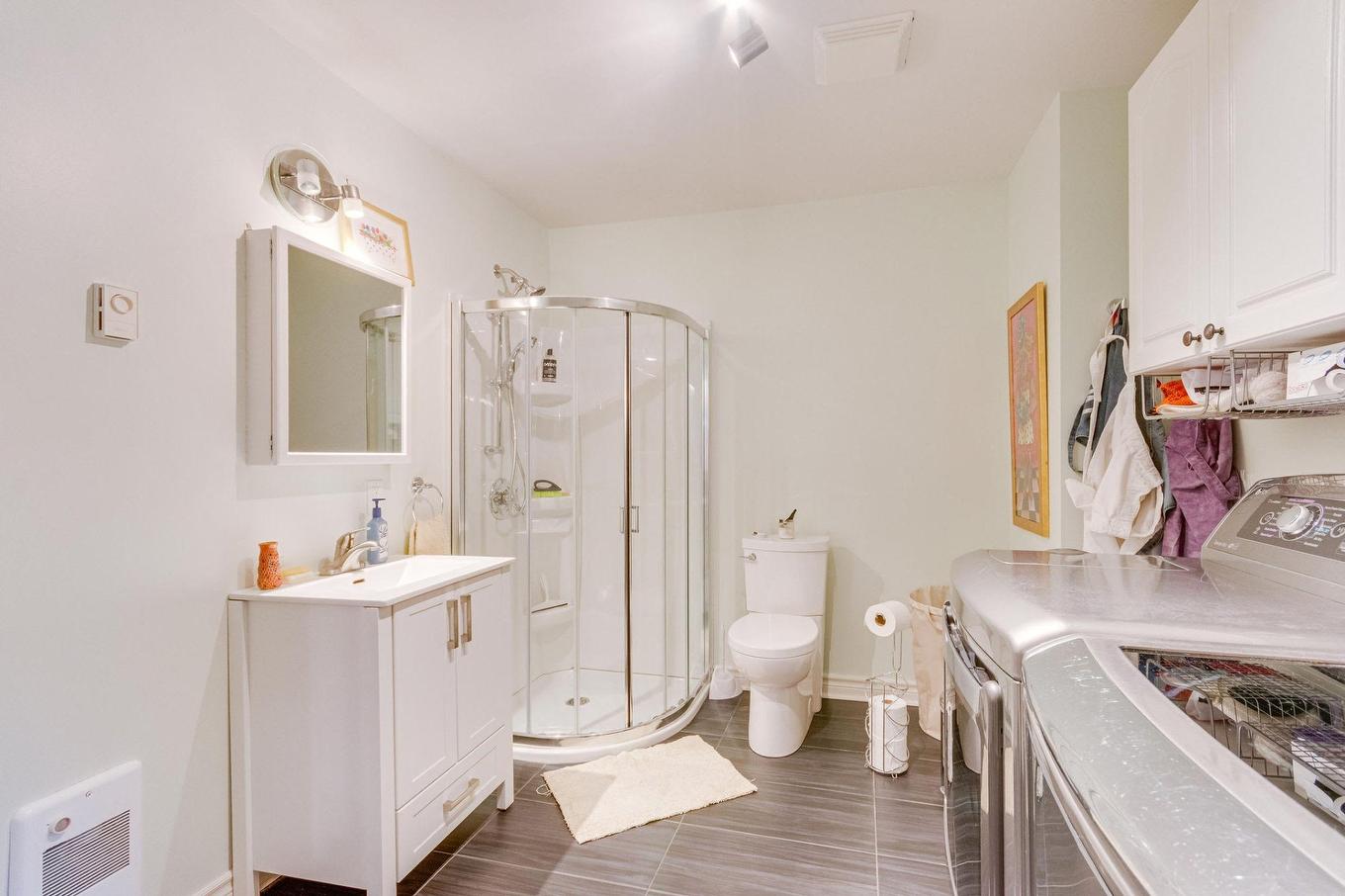 Salle de bains - 1804 Ch. De La Grande-Presqu'Île, Plaisance, QC - Indoor Photo Showing Bathroom