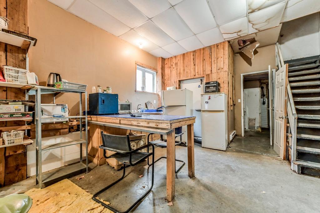 Dinette - 3333 Ch. Des Patriotes, Saint-Ours, QC