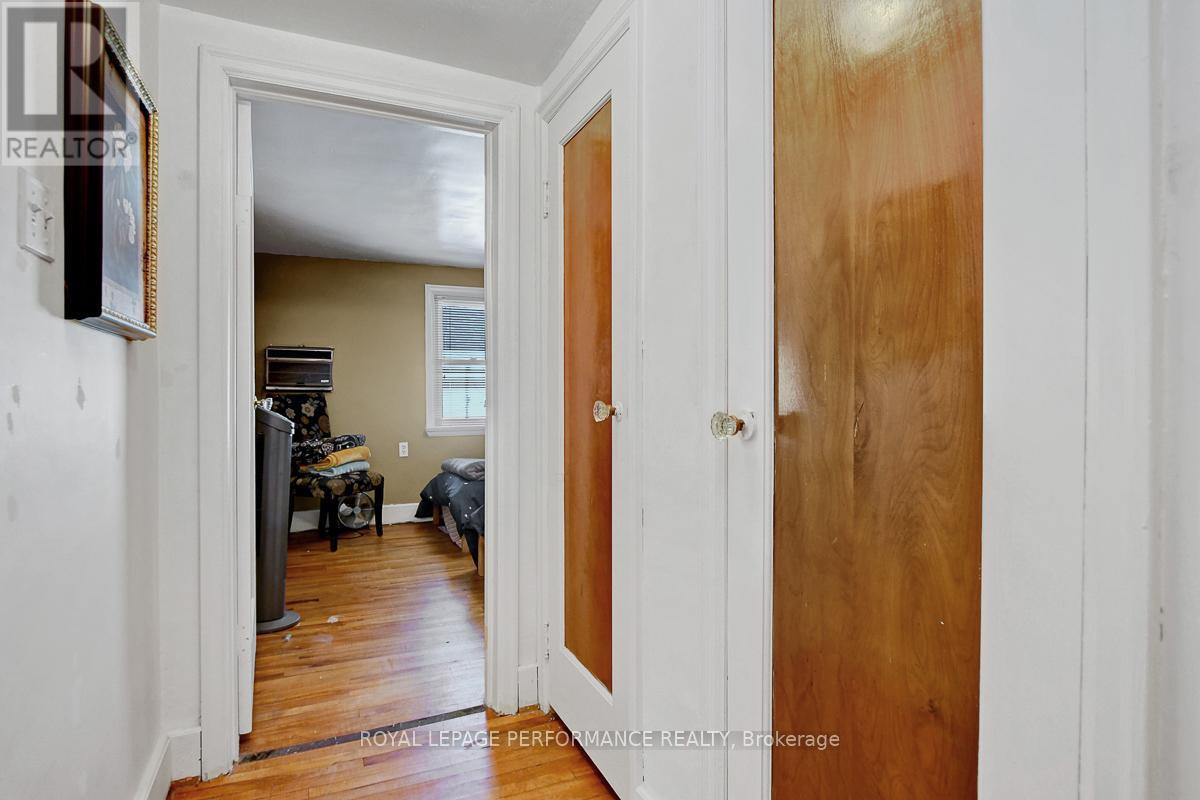 103 Glynn Avenue, Ottawa, ON - Indoor Photo Showing Other Room