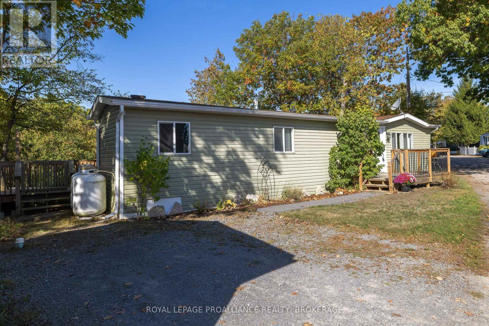 17 - 5569 Bath Road, Loyalist (Lennox And Addington - South), ON - Outdoor