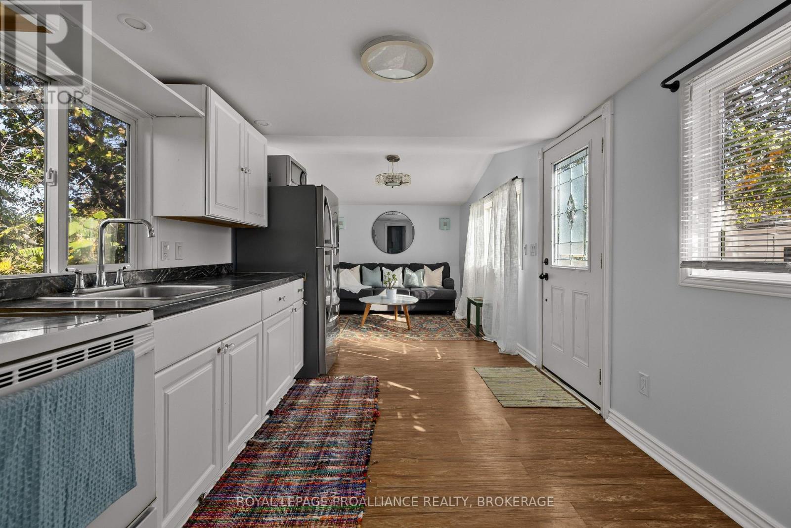 17 - 5569 Bath Road, Loyalist (Lennox And Addington - South), ON - Indoor