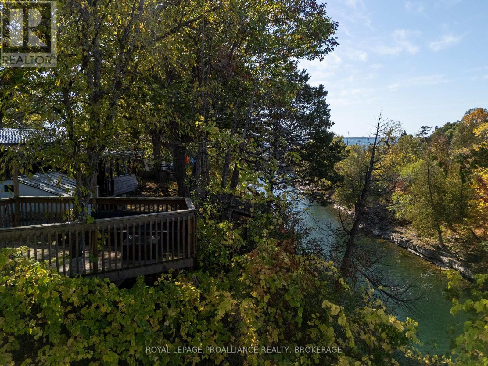 17 - 5569 Bath Road, Loyalist (Lennox And Addington - South), ON - Outdoor