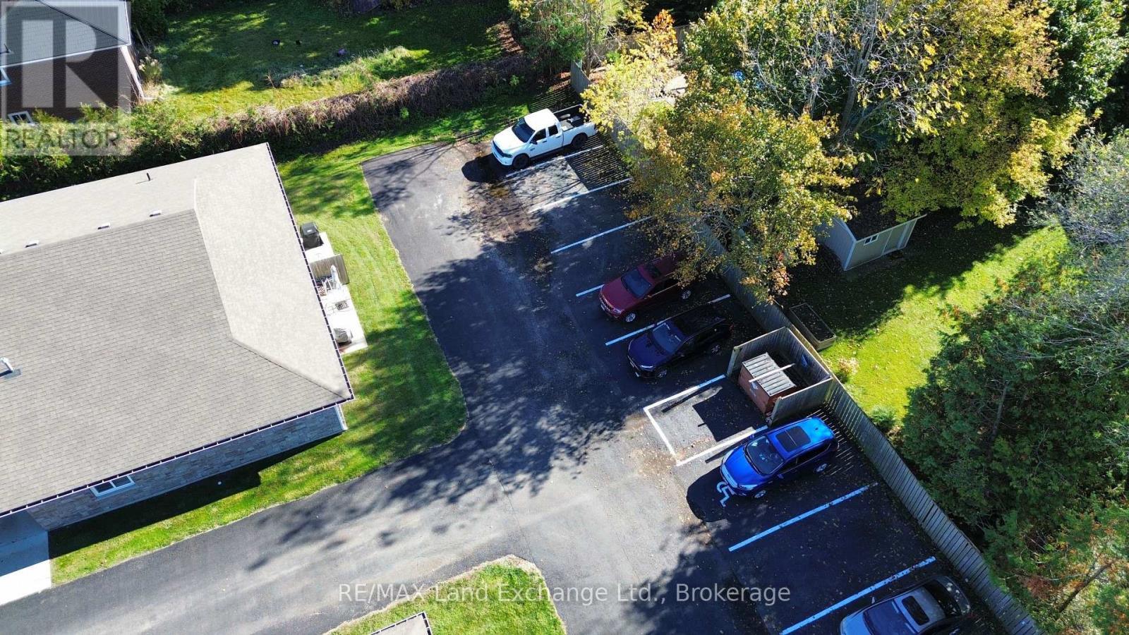 16 Stanley Street, Kincardine, ON