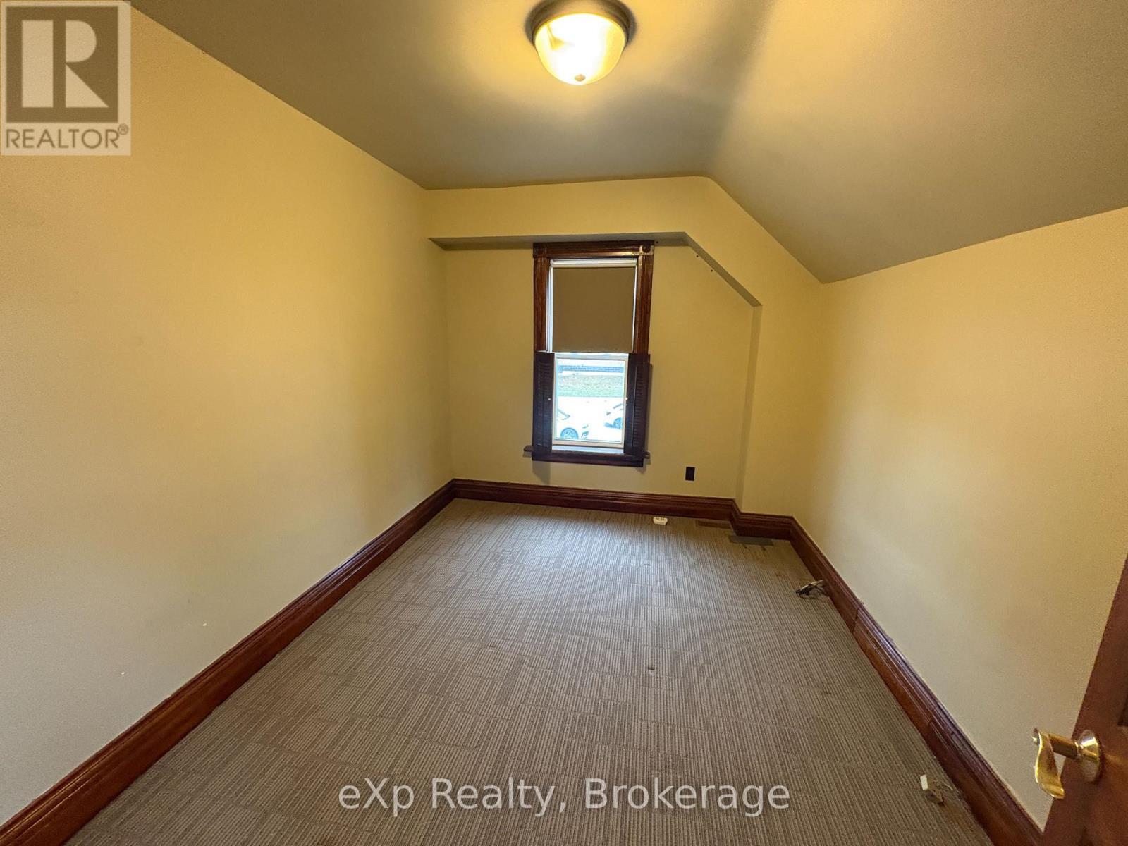 1602 9Th Avenue E, Owen Sound, ON