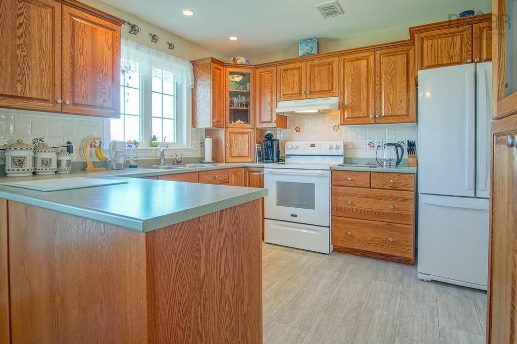 18 Jordan Street, New Minas, NS