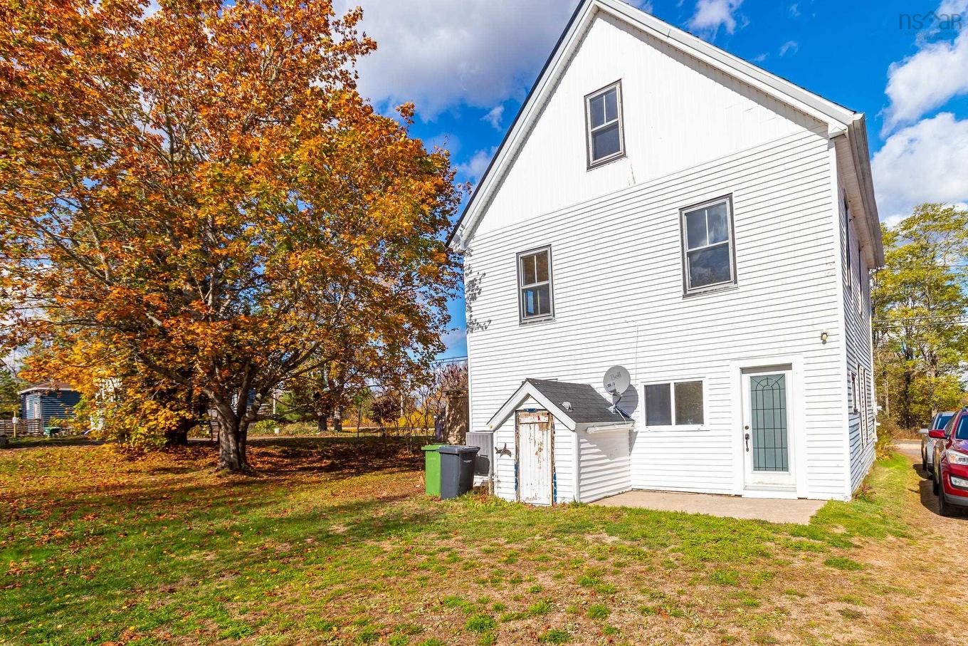 771 Highway 10, Springfield, NS