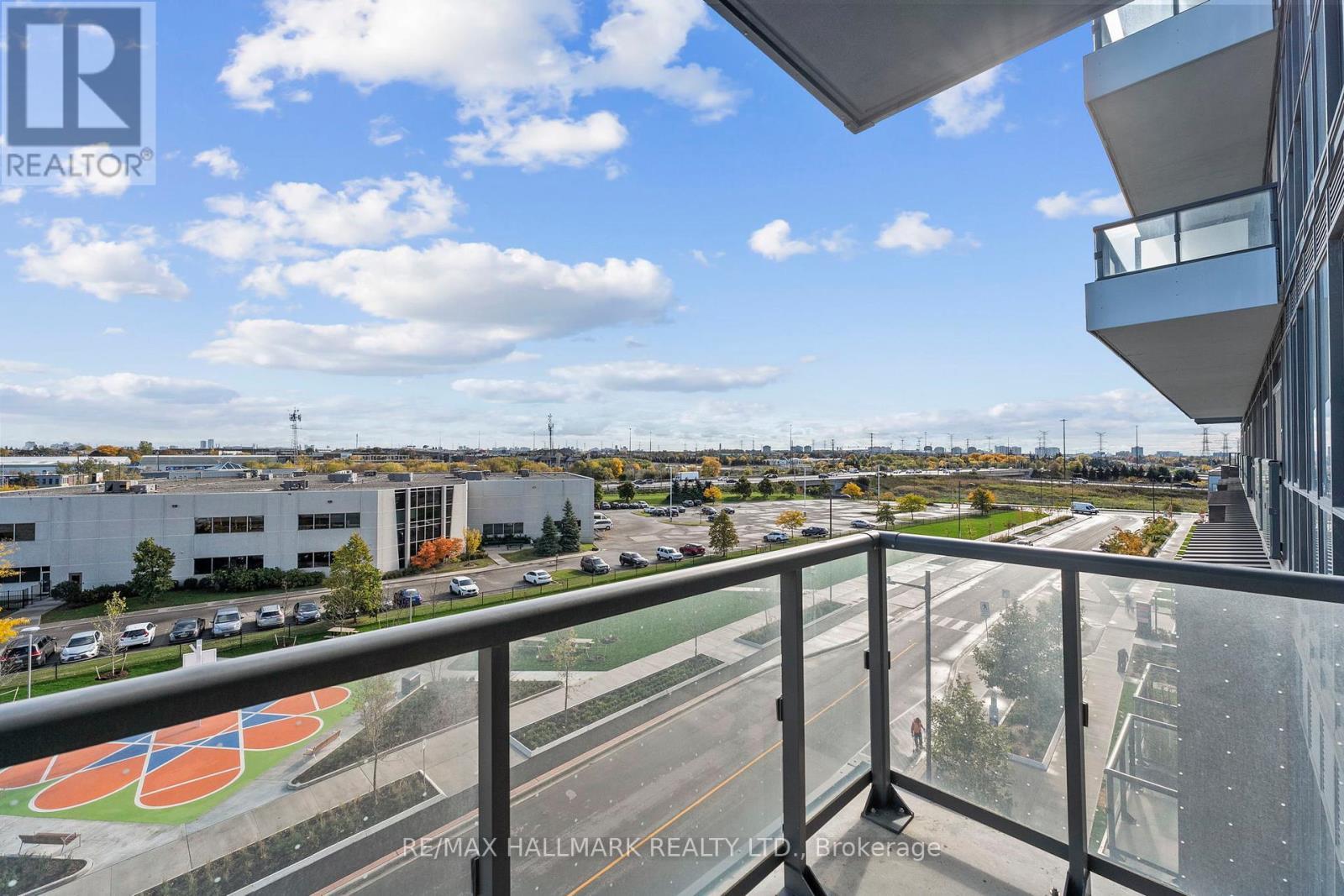 511 - 60 Honeycrisp Crescent, Vaughan, ON - Outdoor With Balcony With View With Exterior