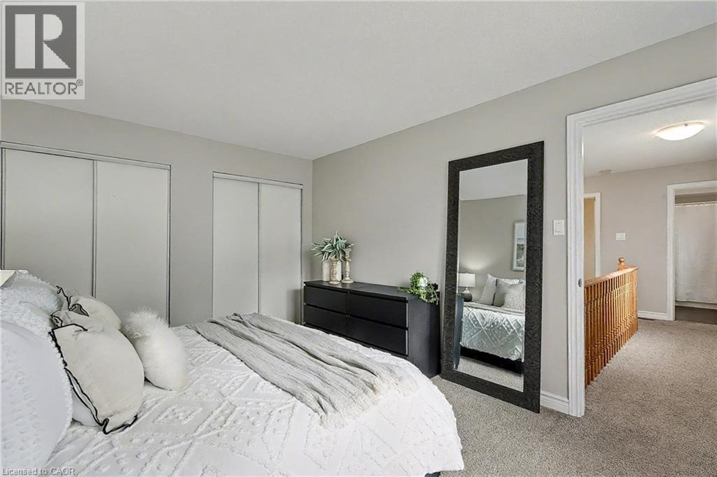 147 General Drive, Kitchener, ON - Indoor Photo Showing Bedroom