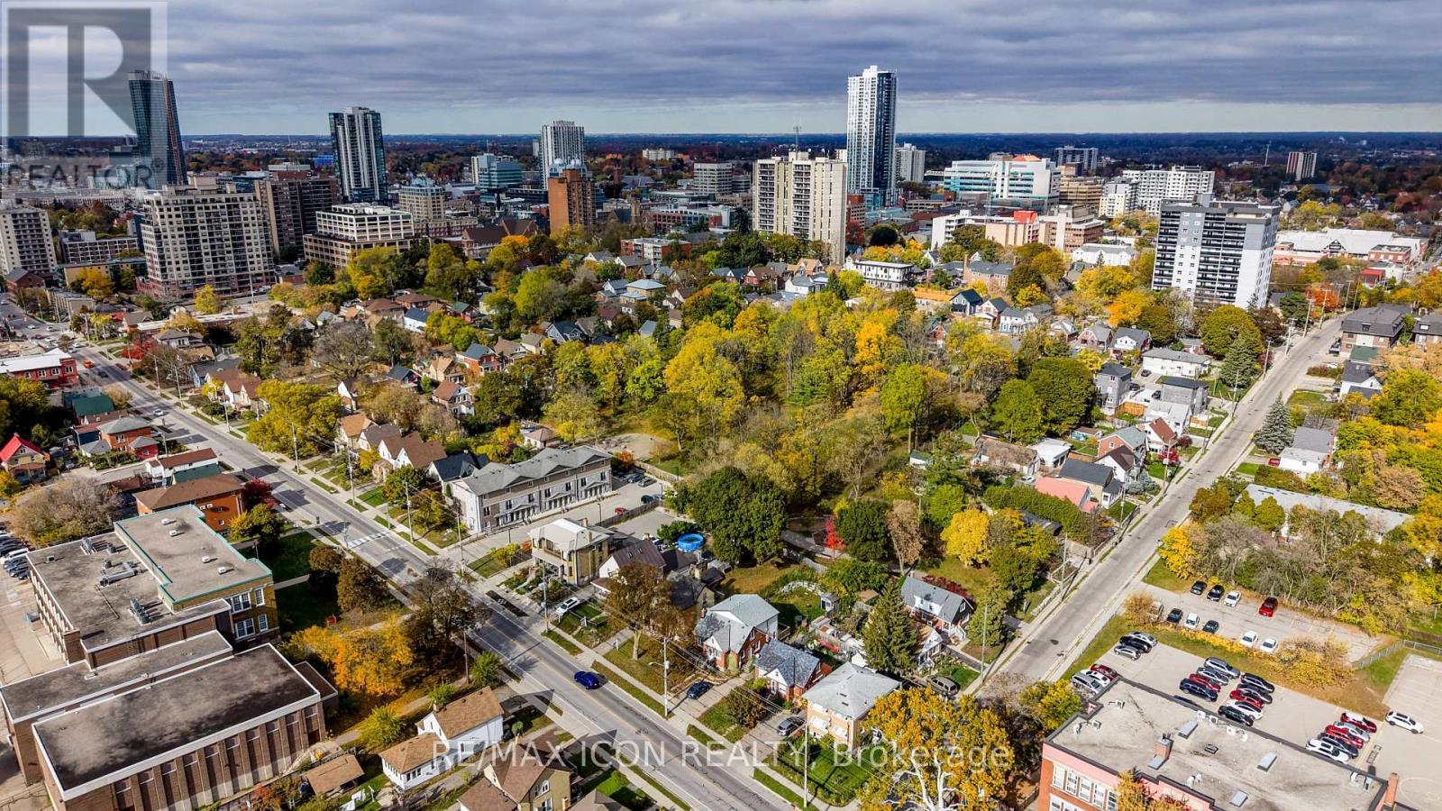 138 Courtland Avenue E, Kitchener, ON