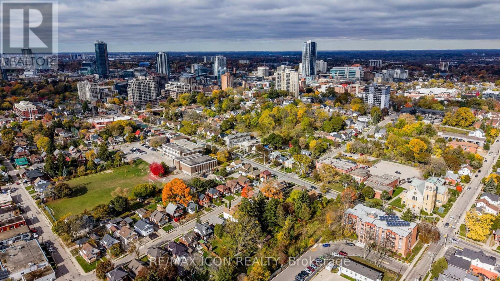 138 Courtland Avenue E, Kitchener, ON