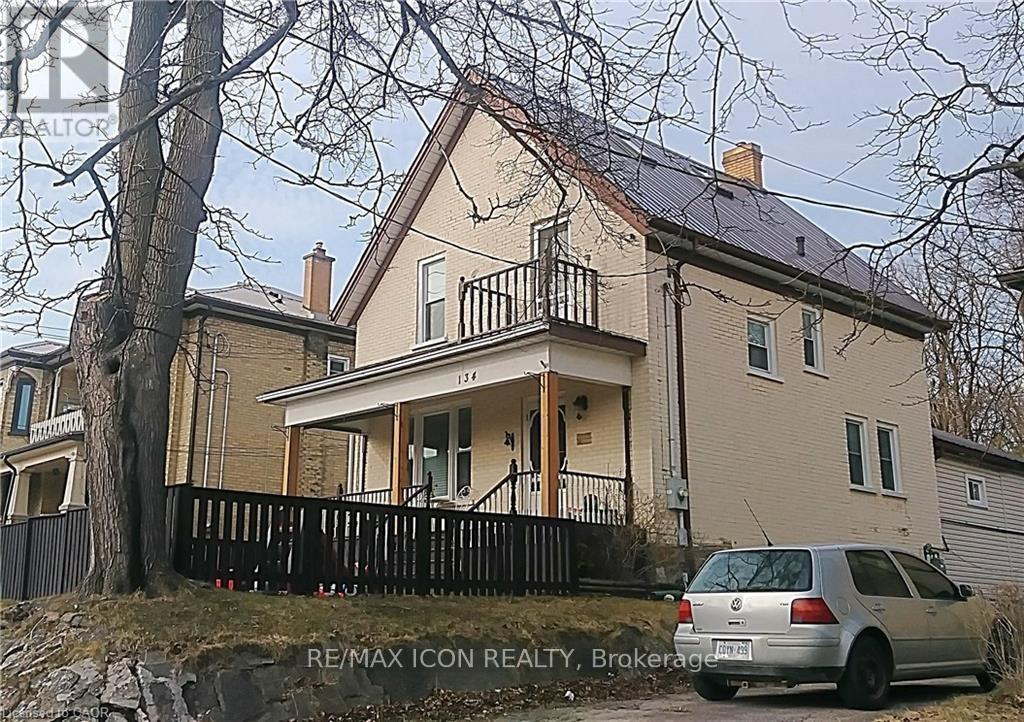 134 Courtland Avenue E, Kitchener, ON